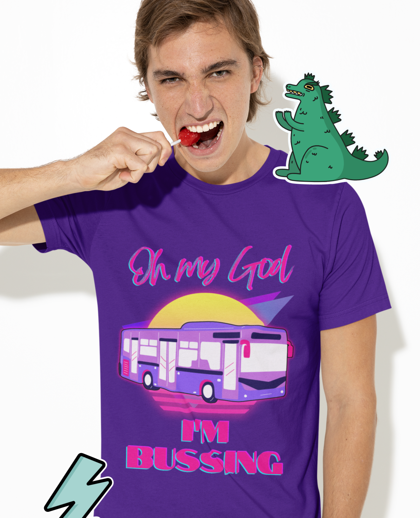 Oh My God I'm Bussing Graphic Tee